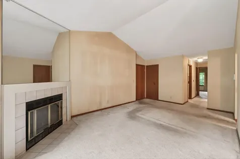 2576 Moundsview Drive Mounds View MN 55112