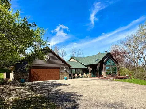 175 6th Lane NE Oronoco MN 55960