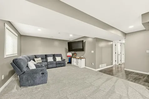 94 5th Avenue SE Kasson MN 55944