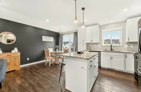 94 5th Avenue SE Kasson MN 55944