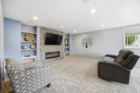 4758 43rd Street S Fargo ND 58104