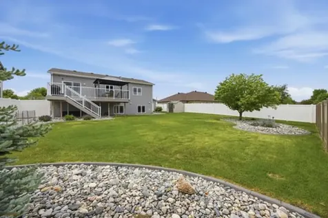 4758 43rd Street S Fargo ND 58104