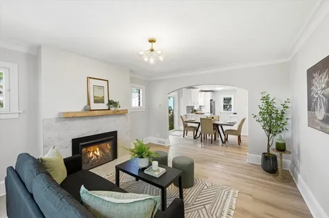 1245 Jefferson Avenue Saint Paul MN 55105