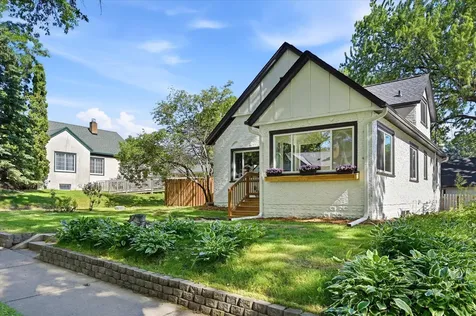 1245 Jefferson Avenue Saint Paul MN 55105