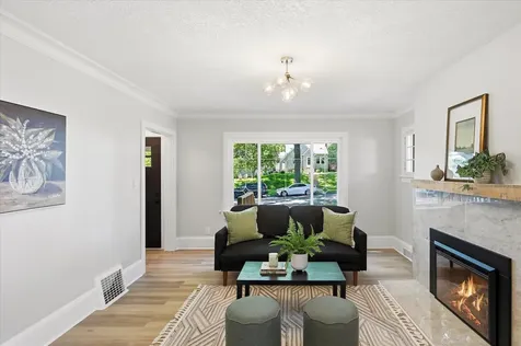 1245 Jefferson Avenue Saint Paul MN 55105