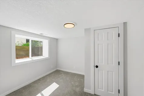 1245 Jefferson Avenue Saint Paul MN 55105