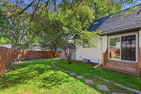 1245 Jefferson Avenue Saint Paul MN 55105