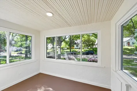 1245 Jefferson Avenue Saint Paul MN 55105