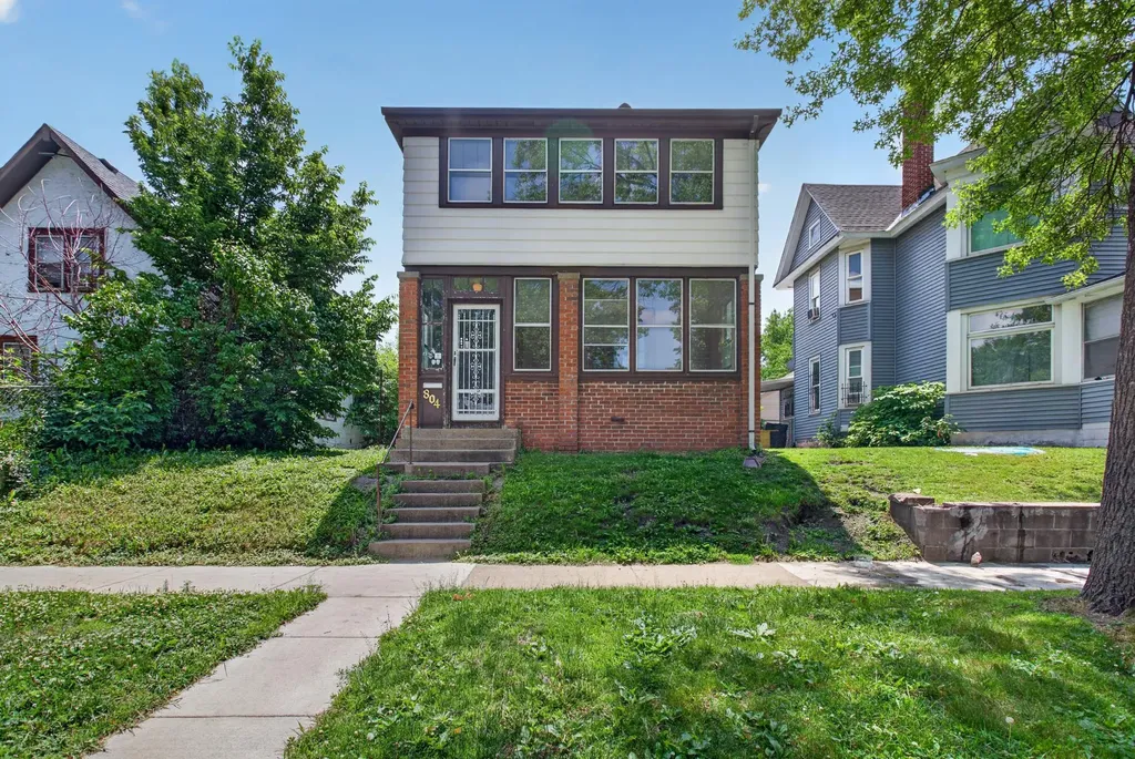804 Sherburne Avenue Saint Paul MN 55104