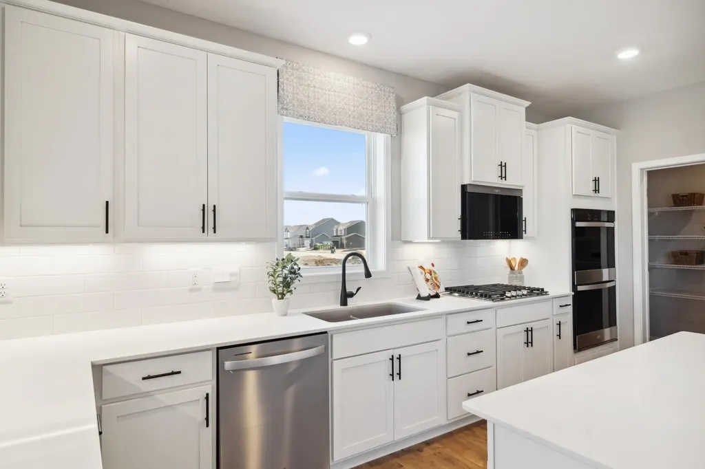 4991 Blake Way Woodbury MN 55129