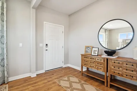 4991 Blake Way Woodbury MN 55129