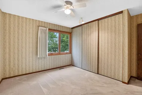 7055 Robinwood Trail Woodbury MN 55125