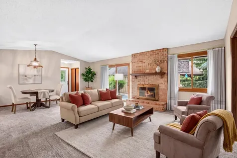 7055 Robinwood Trail Woodbury MN 55125