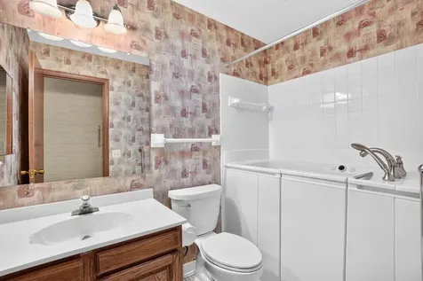 7055 Robinwood Trail Woodbury MN 55125