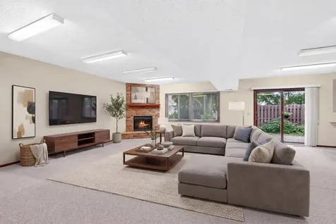7055 Robinwood Trail Woodbury MN 55125
