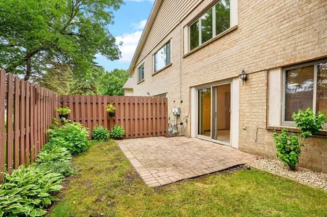 7055 Robinwood Trail Woodbury MN 55125