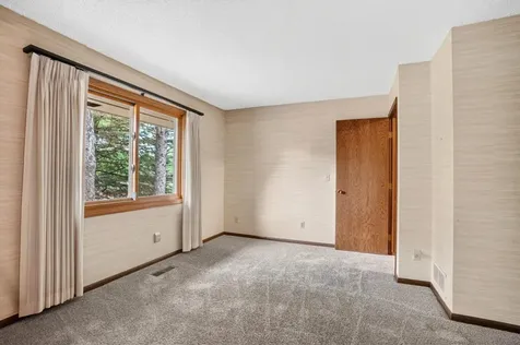 7055 Robinwood Trail Woodbury MN 55125