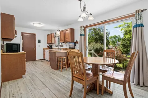 6321 Edgemont Circle N Brooklyn Park MN 55428