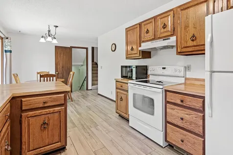 6321 Edgemont Circle N Brooklyn Park MN 55428
