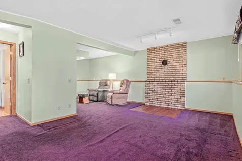 6321 Edgemont Circle N Brooklyn Park MN 55428