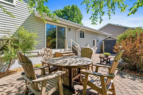 6321 Edgemont Circle N Brooklyn Park MN 55428
