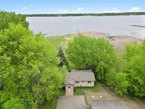12280 Mentzer Trail Lindstrom MN 55045