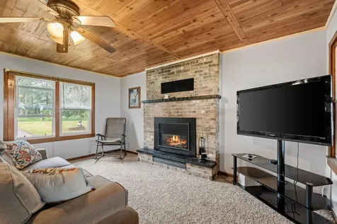 12280 Mentzer Trail Lindstrom MN 55045
