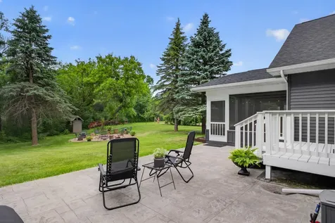 1914 12th Avenue NE Austin MN 55912