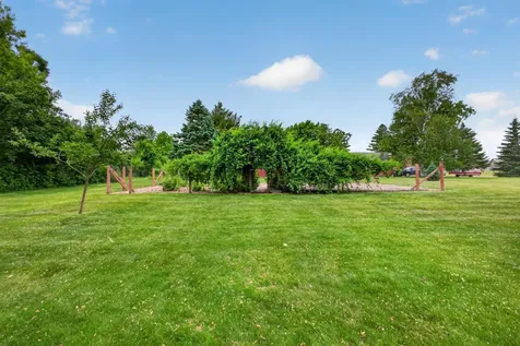 1914 12th Avenue NE Austin MN 55912