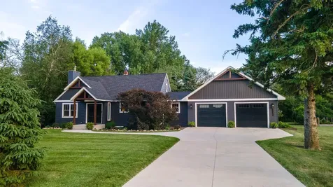 1914 12th Avenue NE Austin MN 55912