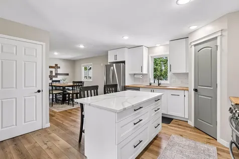 23495 Water Street Hampton MN 55031