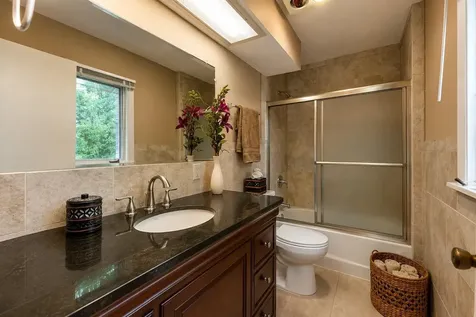 8750 Queensland Lane N Maple Grove MN 55311