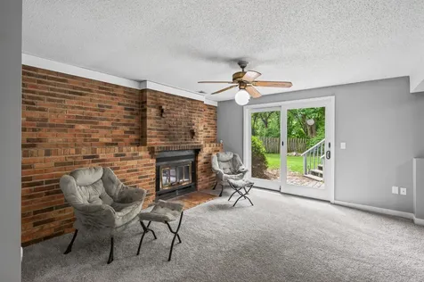 2210 Matterhorn Lane Saint Paul MN 55119