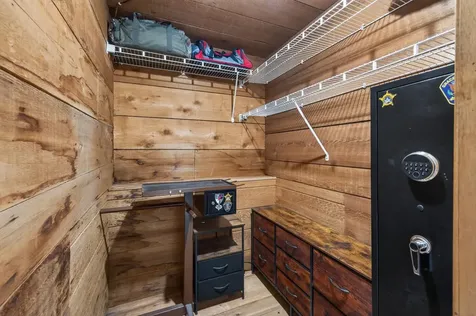 2210 Matterhorn Lane Saint Paul MN 55119