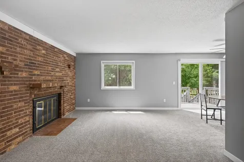 2210 Matterhorn Lane Saint Paul MN 55119