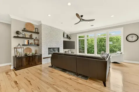 2022 Shannon Oaks Boulevard NE Rochester MN 55906