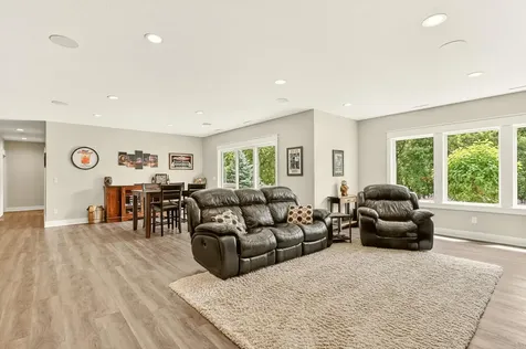 2022 Shannon Oaks Boulevard NE Rochester MN 55906