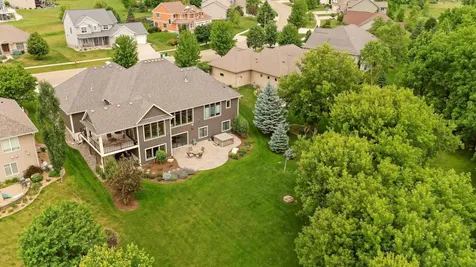 2022 Shannon Oaks Boulevard NE Rochester MN 55906