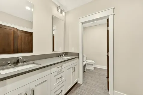 2022 Shannon Oaks Boulevard NE Rochester MN 55906