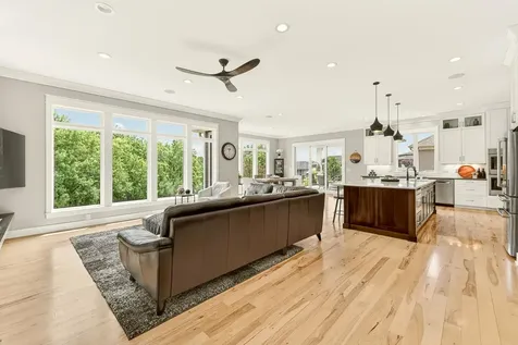 2022 Shannon Oaks Boulevard NE Rochester MN 55906