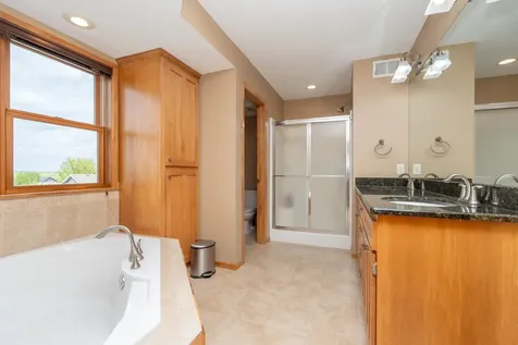 517 Appaloosa Avenue Shakopee MN 55379