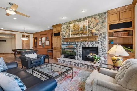 17738 Landmark Court Lakeville MN 55044