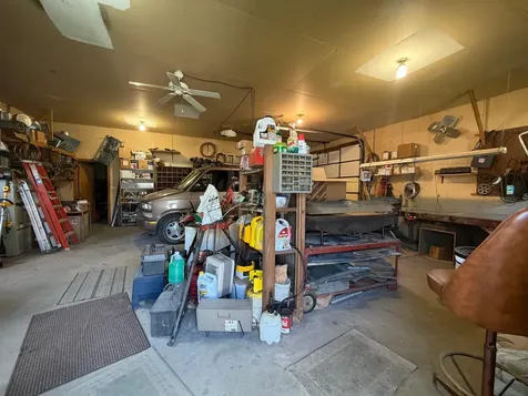 405 S 3rd Street Oakes ND 58474