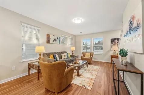 1354 Winthrop Street N Saint Paul MN 55119