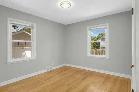 141 Stanley Street West Saint Paul MN 55118