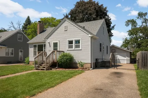 141 Stanley Street West Saint Paul MN 55118