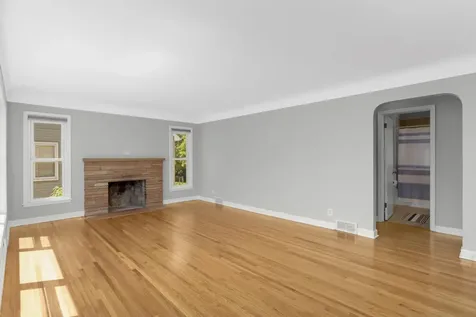 141 Stanley Street West Saint Paul MN 55118