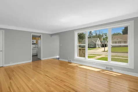 141 Stanley Street West Saint Paul MN 55118