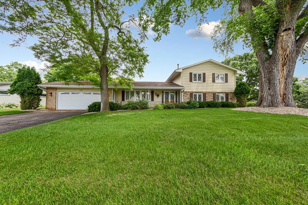 174 Spring Valley Drive Bloomington MN 55420