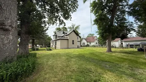 212 N Murphy Street Lake Crystal MN 56055
